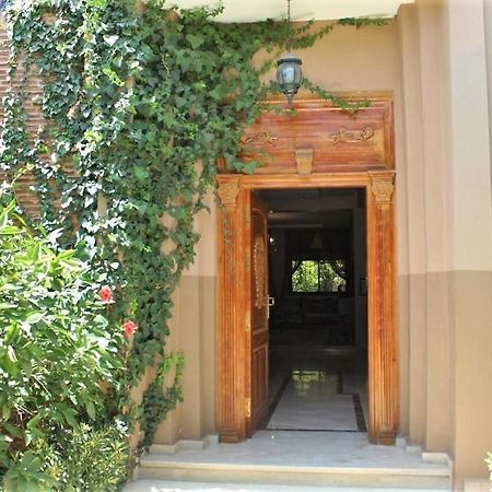 Magnifique Villa Avec Piscine Chauffee Que Pour Famille マラケシュ エクステリア 写真