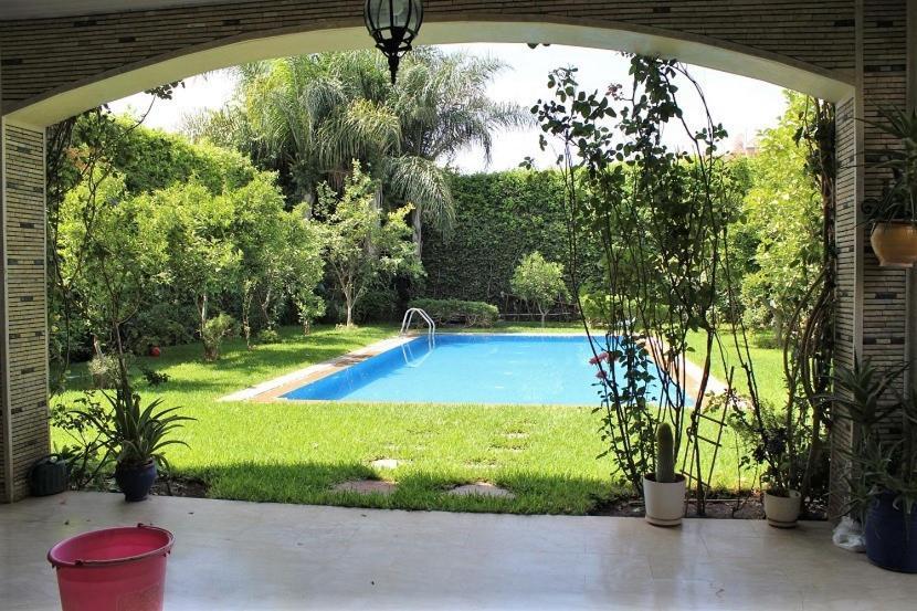 Magnifique Villa Avec Piscine Chauffee Que Pour Famille マラケシュ エクステリア 写真