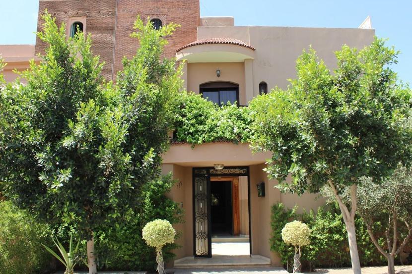 Magnifique Villa Avec Piscine Chauffee Que Pour Famille マラケシュ エクステリア 写真