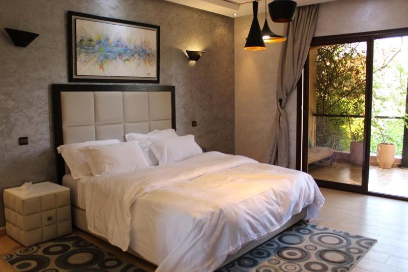 Magnifique Villa Avec Piscine Chauffee Que Pour Famille マラケシュ エクステリア 写真