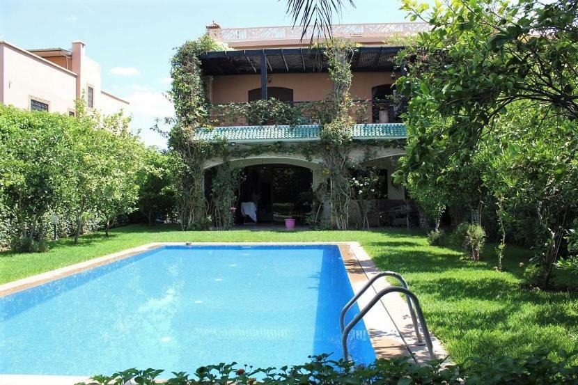 Magnifique Villa Avec Piscine Chauffee Que Pour Famille マラケシュ エクステリア 写真